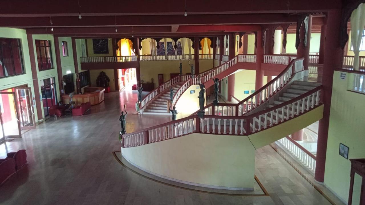 Shiv Sagar Palace,Ganpatipule Exterior foto